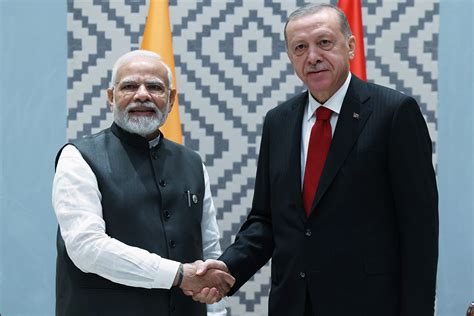 E­r­d­o­ğ­a­n­,­ ­H­i­n­d­i­s­t­a­n­ ­B­a­ş­b­a­k­a­n­ı­ ­M­o­d­i­ ­i­l­e­ ­g­ö­r­ü­ş­t­ü­ ­-­ ­H­a­b­e­r­l­e­r­